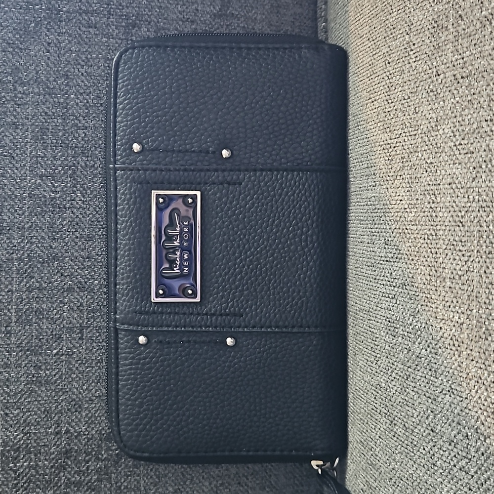 Nicole Miller studded zipper wallet. EUC